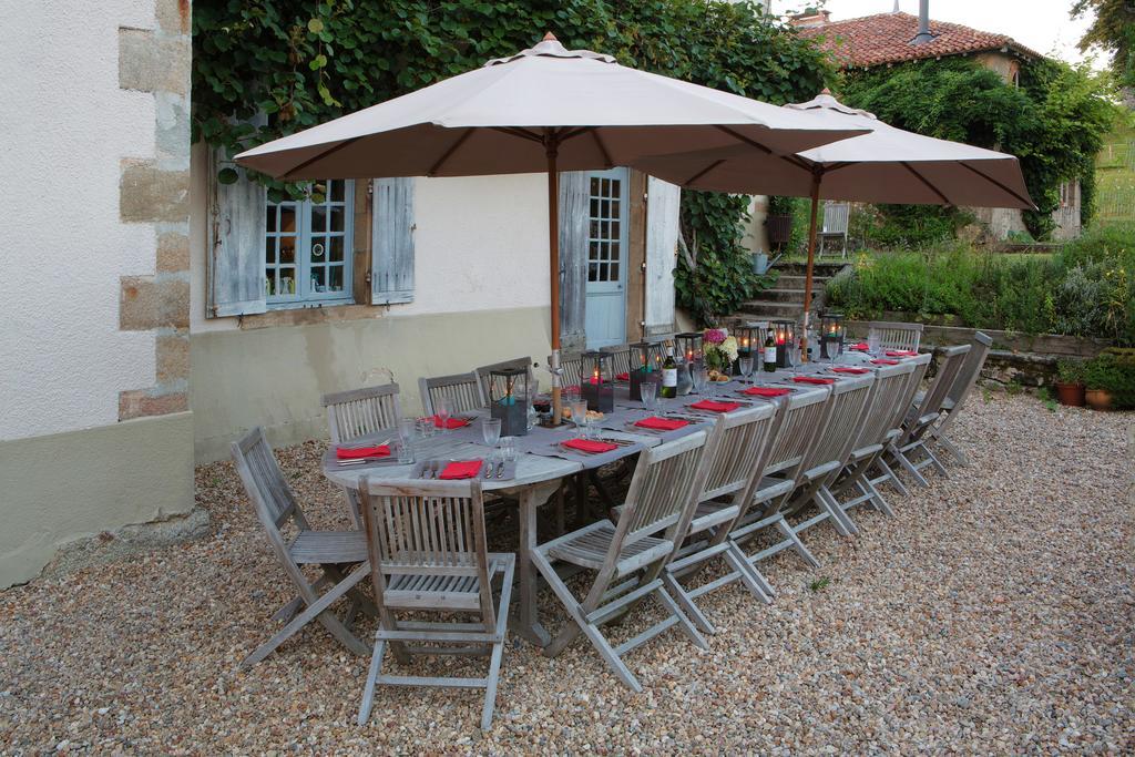 Abbaye Du Palais Bed & Breakfast Thauron ภายนอก รูปภาพ