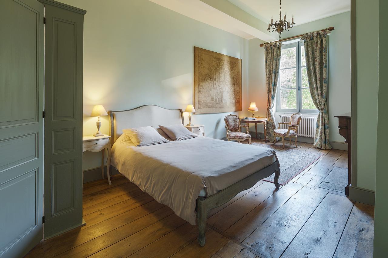 Abbaye Du Palais Bed & Breakfast Thauron ภายนอก รูปภาพ