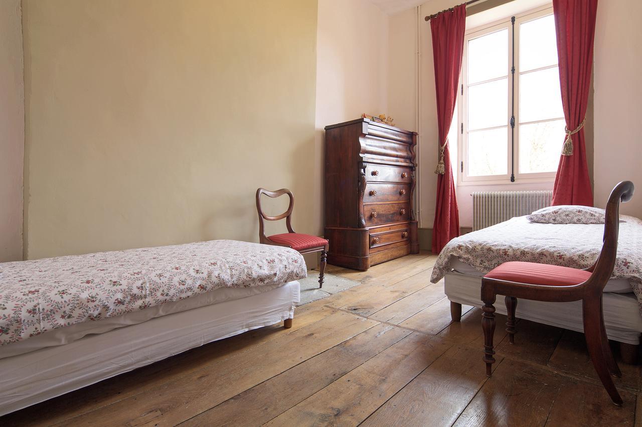 Abbaye Du Palais Bed & Breakfast Thauron ภายนอก รูปภาพ