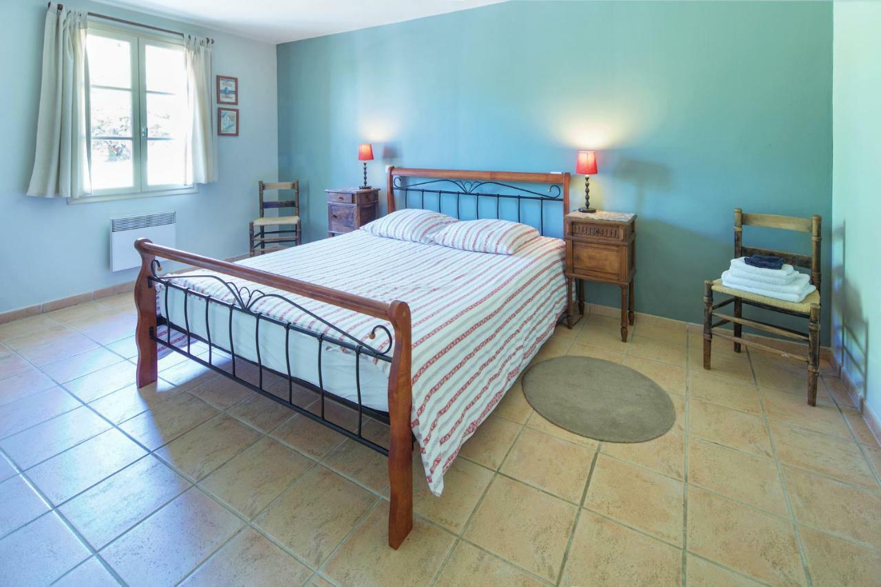 Abbaye Du Palais Bed & Breakfast Thauron ภายนอก รูปภาพ